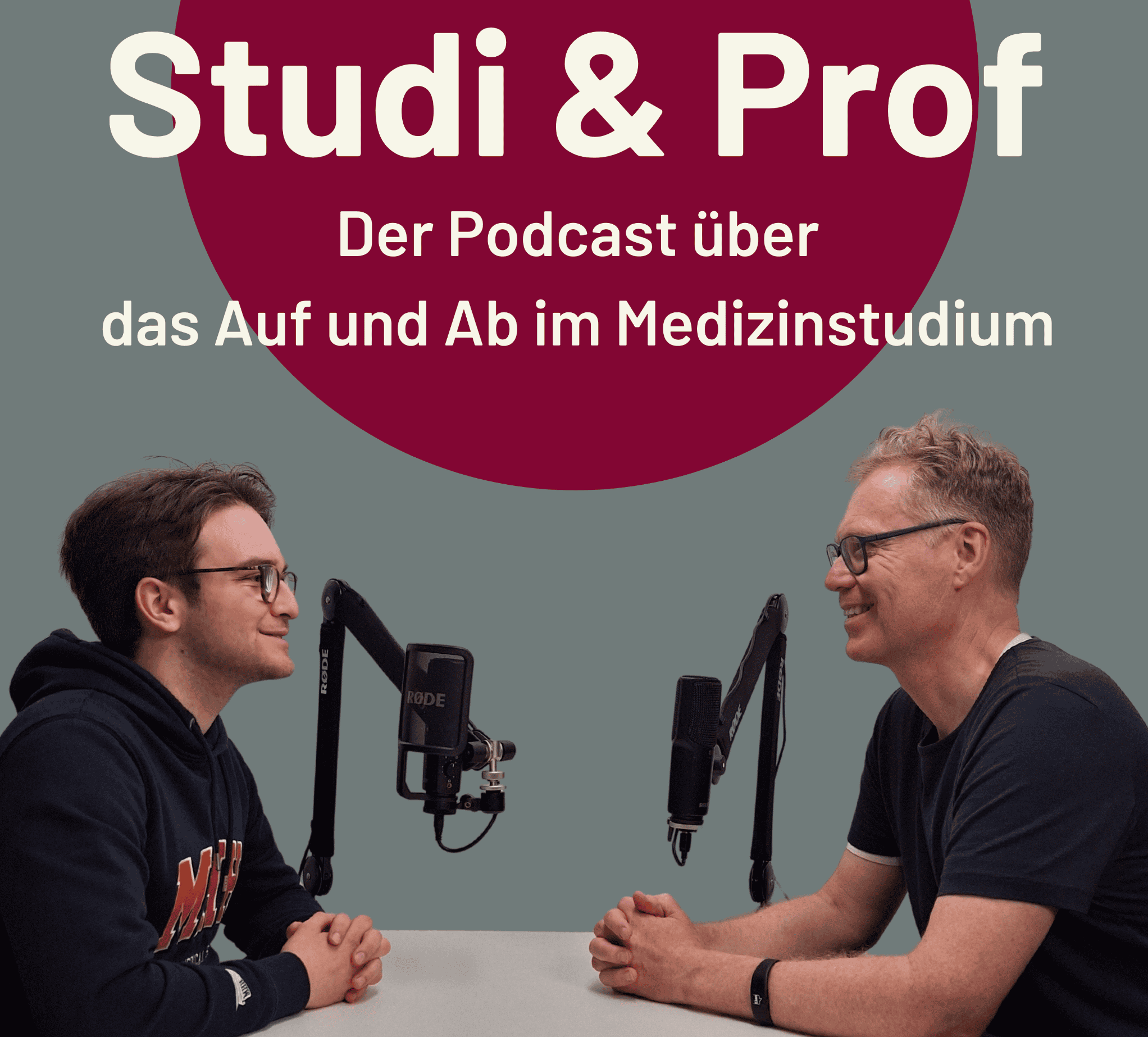 Studi&Prof im Aufnahmestudio für den Podcast