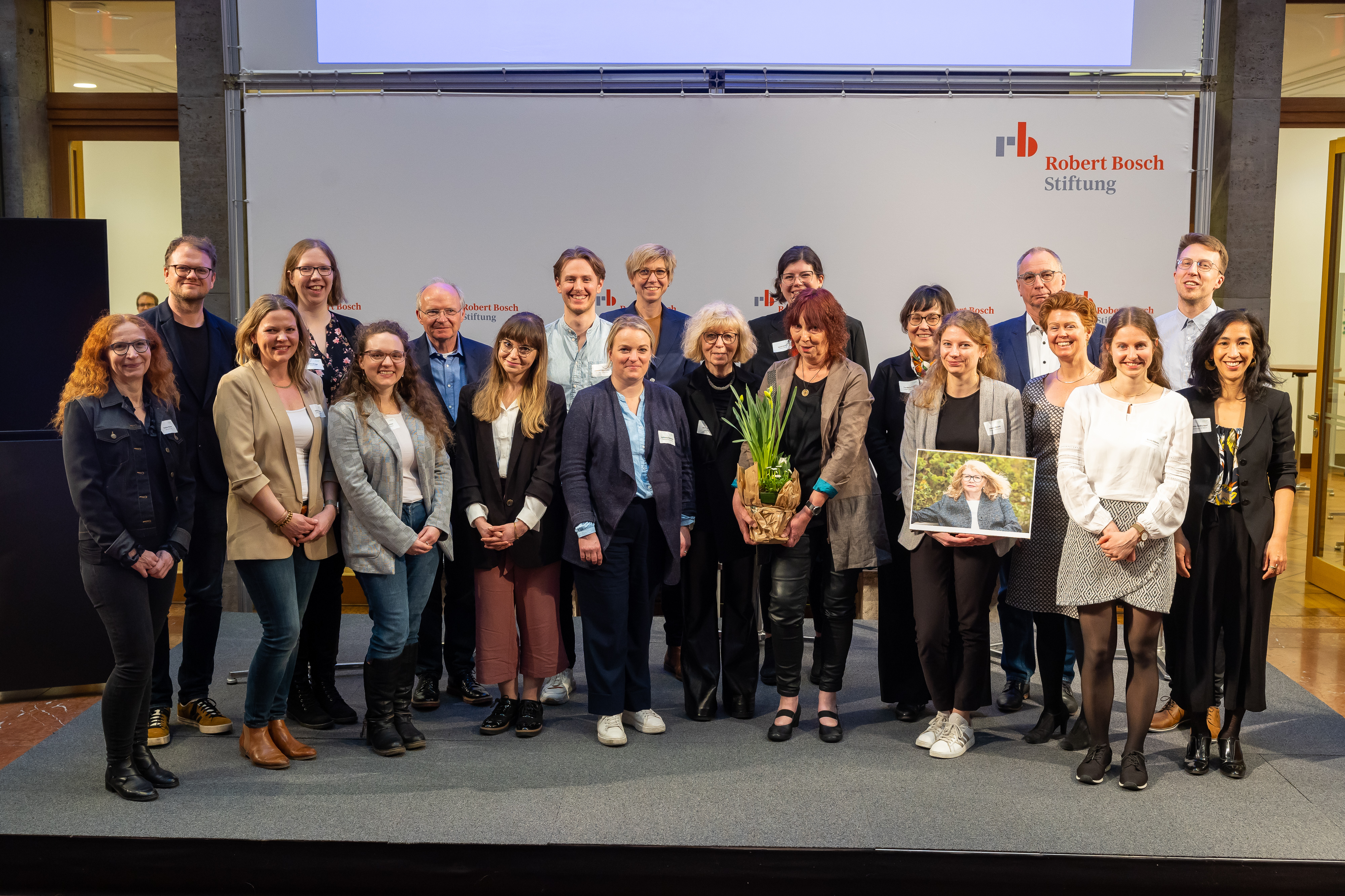 Teilnehmerinnen und Teilnehmer der ChEG-Abschlusstagung in Berlin am 21.03.2024